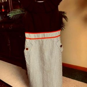 This ALYX dress comes from a smoke free home.